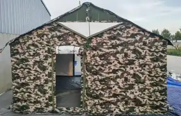 Paano mo pinangangasiwaan ang masikip na quarters kapag magkasamang nagkakampo ang isang field team? Pinapalakas ng Tangshan Pengcheng Outdoor Model 84A cotton squad tent ang kahusayan sa tirahan.